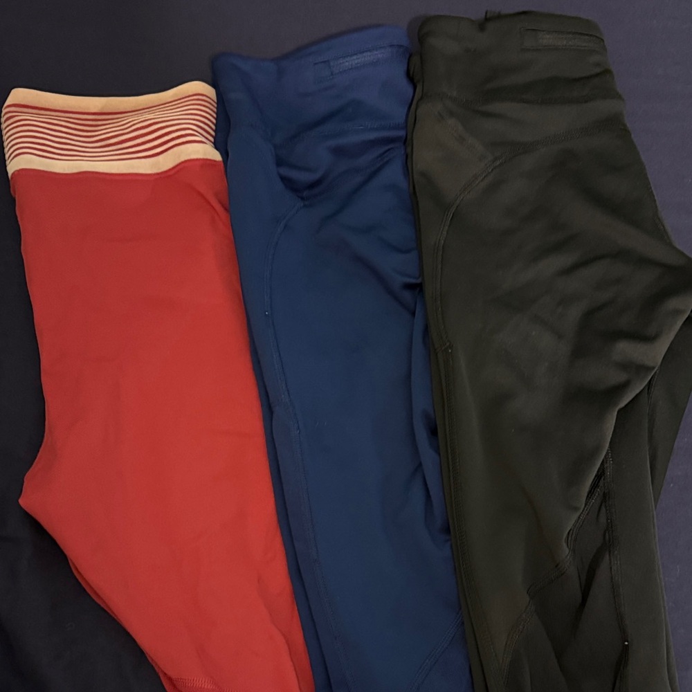 3 pairs Nike leggings